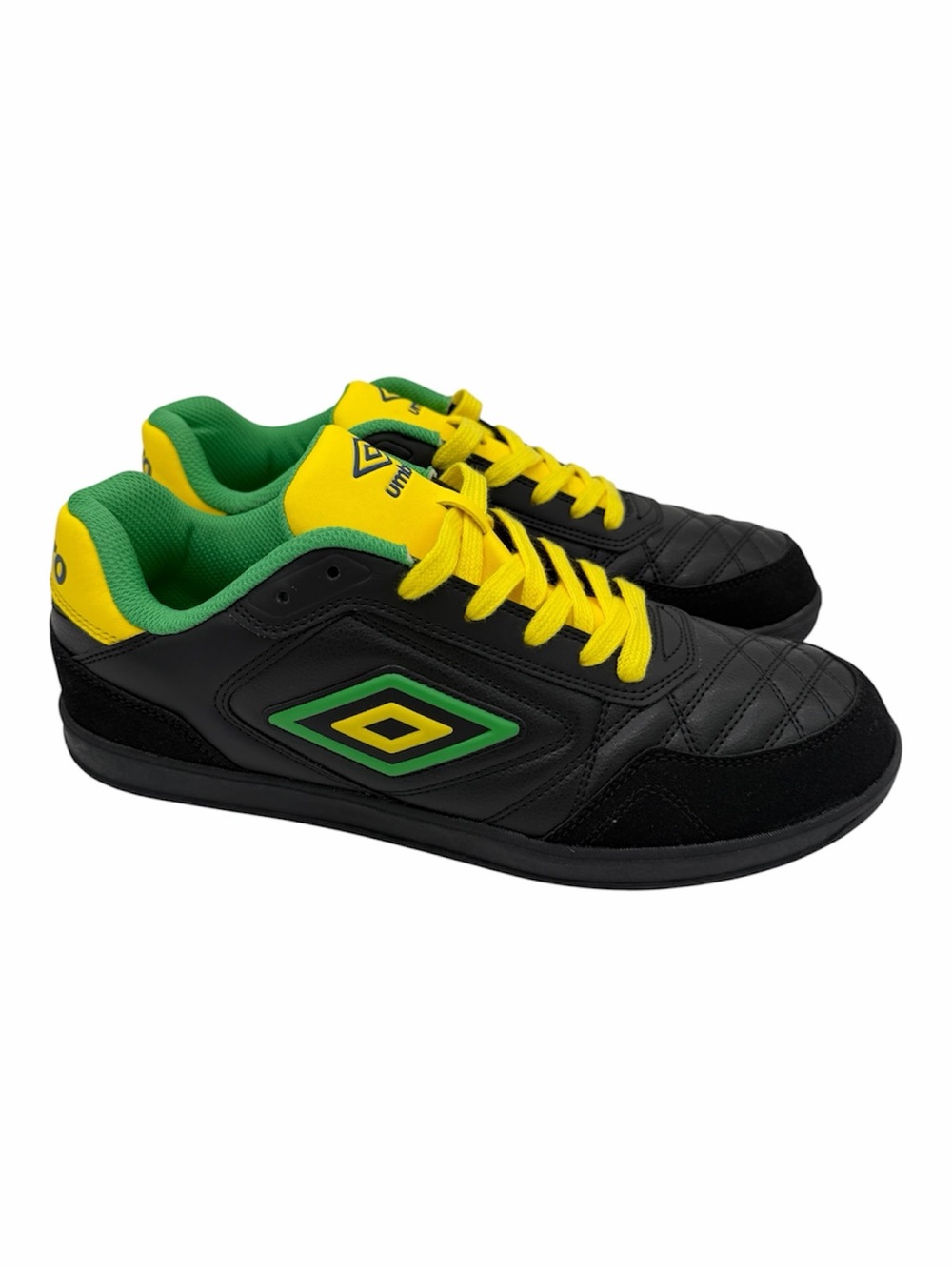 Umbro Futsal Street V Sala Black Men's - Size 10.5
